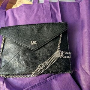 Michael kors clutch